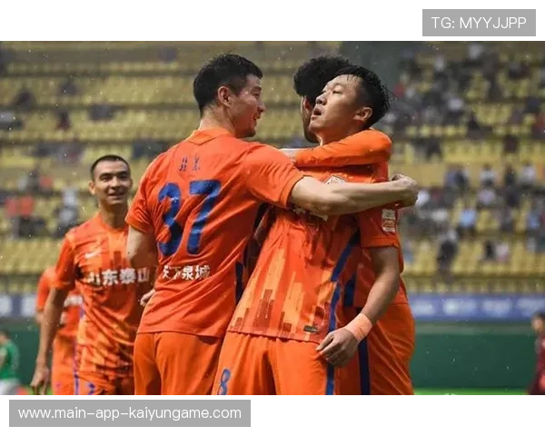 中超边路传中与插上课：攻防转换的制胜秘密